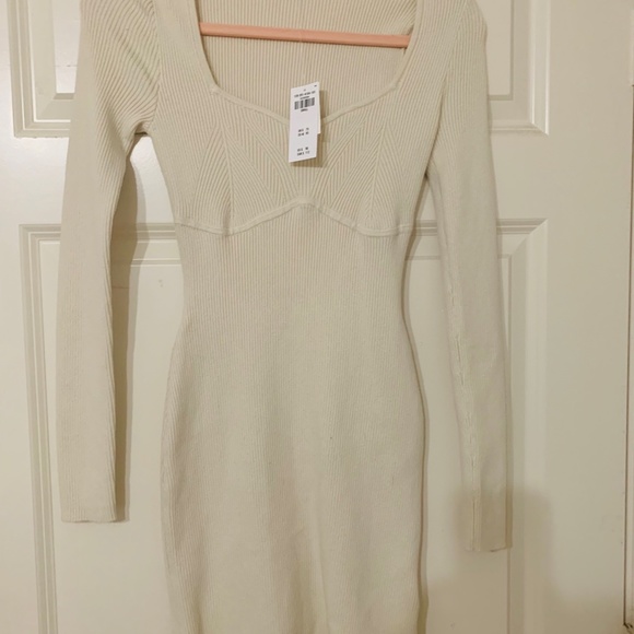 ❤️FLASH SALE Abercrombie Ribbed  Sweater Dress Mini - Picture 1 of 3